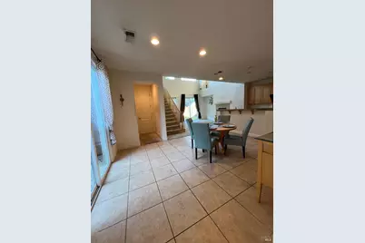 2472 Shorey Way, Fairfield, CA 94533 - Photo 15