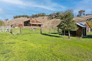 7420 Eastside Potter Valley Rd, Ukiah, CA 95482 - Photo 25