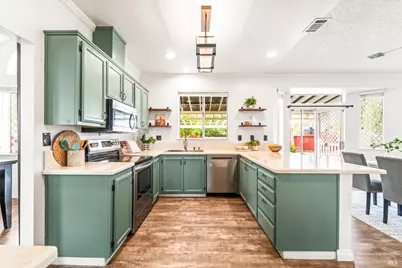 428 Donaldson Court, Suisun City, CA 94585 - Photo 11