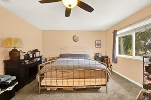 160 Arcadia Dr, Vacaville, CA 95687 - Photo 35