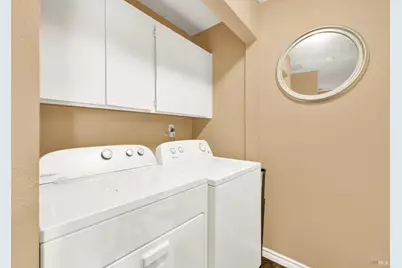 160 Arcadia Drive, Vacaville, CA 95687 - Photo 37