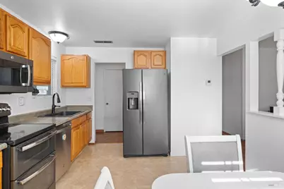 1557 Madrid Court, Napa, CA 94559 - Photo 17