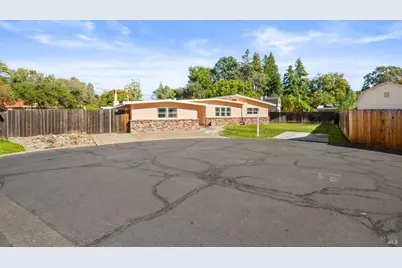 366 Peach Tree Avenue, Vacaville, CA 95688 - Photo 5