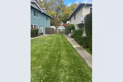 1040 Mohr Lane #C, Concord, CA 94518 - Photo 3