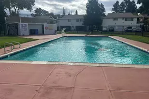 1040 Mohr Ln, Concord, CA 94518 - Photo 13