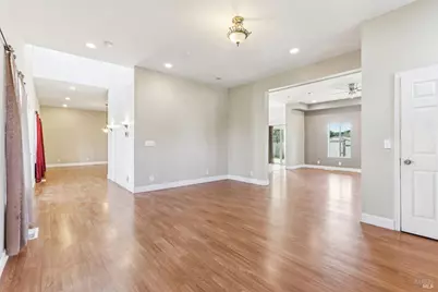 507 Kings Way #B, Suisun City, CA 94585 - Photo 5