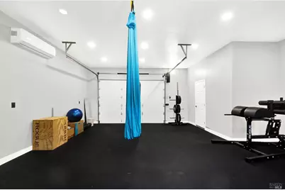 310 W M Street, Benicia, CA 94510 - Photo 79