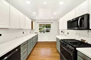 310 W M St, Benicia, CA 94510 - Photo 31