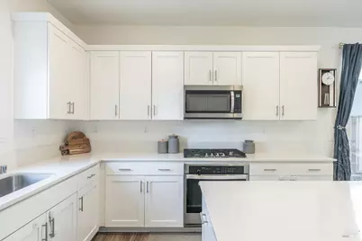 6092 Oak Leaf Place, Rohnert Park, CA 94928 - Photo 11