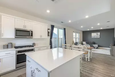 6092 Oak Leaf Place, Rohnert Park, CA 94928 - Photo 15