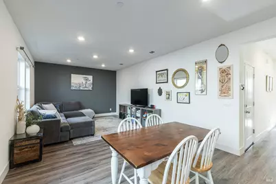 6092 Oak Leaf Place, Rohnert Park, CA 94928 - Photo 17