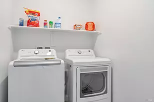 1594 NE Waterside Ln, Rohnert Park, CA 94928 - Photo 21