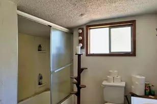 44170 Lakeview Ave, Laytonville, CA 95454 - Photo 15