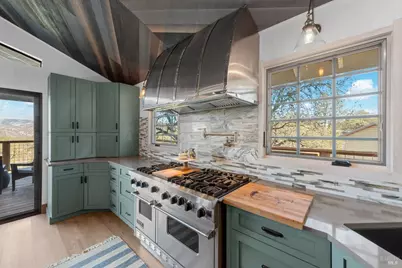 914 Cape Cod Court, Napa, CA 94558 - Photo 15