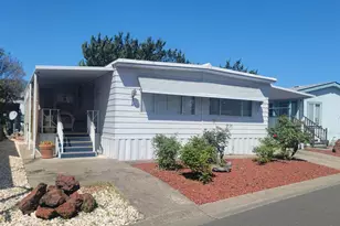 460 E Gobbi St, Ukiah, CA 95482 - Photo 3