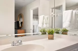 808 Augusta Cir, Napa, CA 94558 - Photo 35