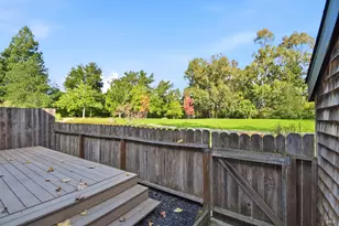 23 Pine Tree Cir, Cotati, CA 94931 - Photo 15