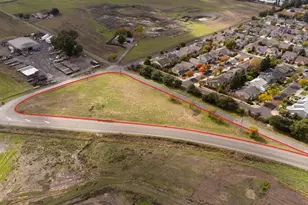 3341 Petaluma Hill Rd, Santa Rosa, CA 95404 - Photo 1