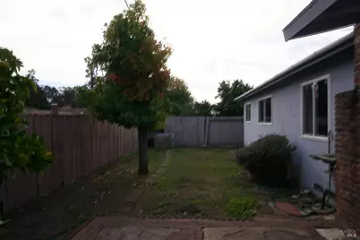 112 Dyer Court, Vallejo, CA 94591 - Photo 17