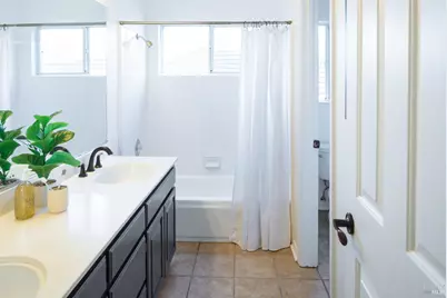 810 Wine Court, Petaluma, CA 94954 - Photo 51