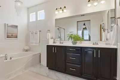 586 Sapphire Street, Petaluma, CA 94952 - Photo 33