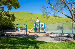 266 Cambridge Ln, Petaluma, CA 94952 - Photo 43