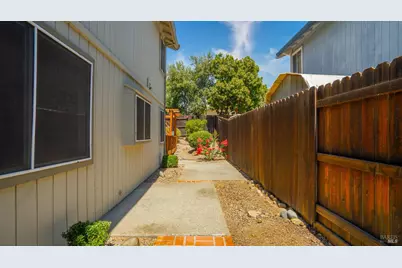 309 Regency Circle, Vacaville, CA 95687 - Photo 45