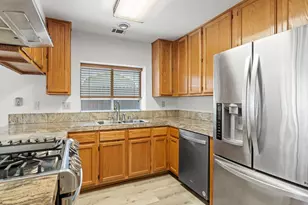 309 Regency Cir, Vacaville, CA 95687 - Photo 17