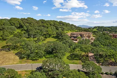 738 Bridle Ridge Court, Fairfield, CA 94534 - Photo 13