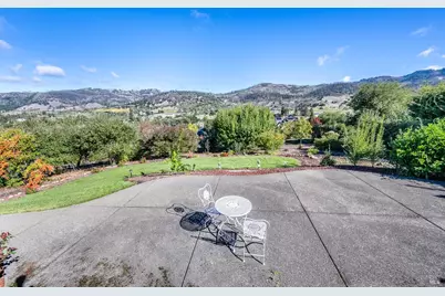 6317 Meadowridge Drive, Santa Rosa, CA 95409 - Photo 25