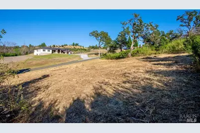 3927 Silver Fox Court, Santa Rosa, CA 95403 - Photo 5