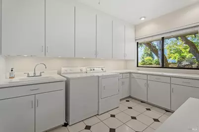 241 Henry Station Road, Ukiah, CA 95482 - Photo 57