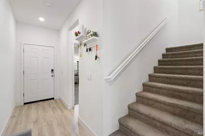 6068 Oak Leaf Place, Rohnert Park, CA 94928 - Photo 17