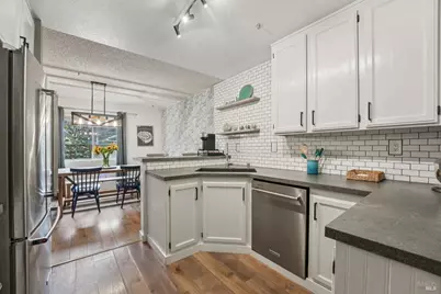 31 Regents Circle, Rohnert Park, CA 94928 - Photo 15