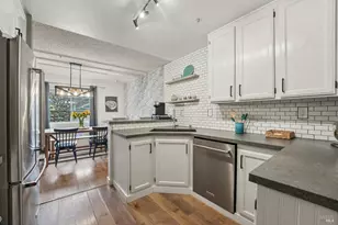 31 Regents Cir, Rohnert Park, CA 94928 - Photo 15