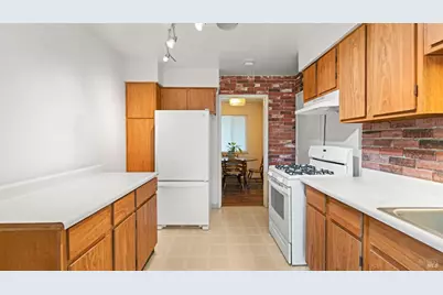 1047 E Tennessee Court, Fairfield, CA 94533 - Photo 9