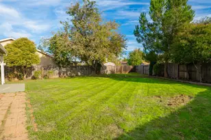 923 Steller Way, Suisun City, CA 94585 - Photo 29