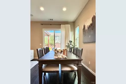 874 Erin Way, Napa, CA 94559 - Photo 17