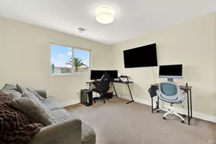 196 Caldwell Dr, Vacaville, CA 95687 - Photo 23