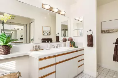 38 Creekside Court, Corte Madera, CA 94925 - Photo 17