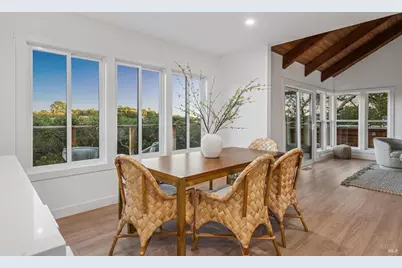 315 Grandview Avenue, Novato, CA 94945 - Photo 17