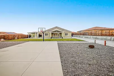 6006 Peacock Court, Vacaville, CA 95688 - Photo 53