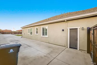 6006 Peacock Court, Vacaville, CA 95688 - Photo 57
