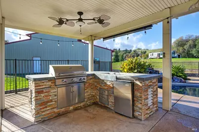 7125 Solitude Court, Vacaville, CA 95688 - Photo 9
