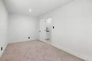 370 Clara St, Oakland, CA 94603 - Photo 29