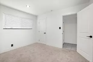 370 Clara St, Oakland, CA 94603 - Photo 33