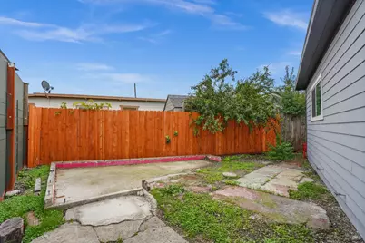 370 Clara Street, Oakland, CA 94603 - Photo 45