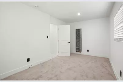 370 Clara Street, Oakland, CA 94603 - Photo 27