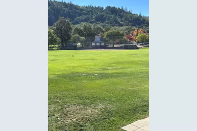 105 Elbridge Avenue #E, Cloverdale, CA 95425 - Photo 39