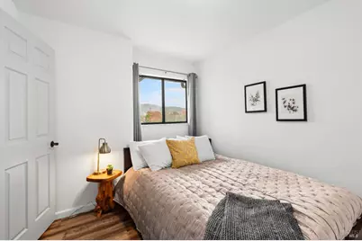 105 Elbridge Avenue #E, Cloverdale, CA 95425 - Photo 27